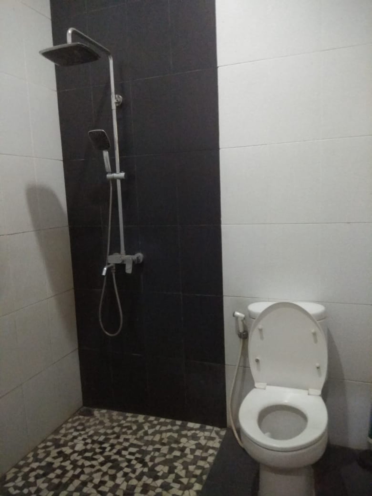 DIJUAL RUMAH DI BUAHBATU KOTA