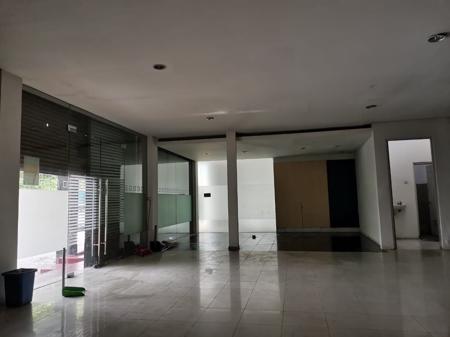 Dijual Ruko 2 Lt. Murah di Raya Trosobo, Sidoarjo