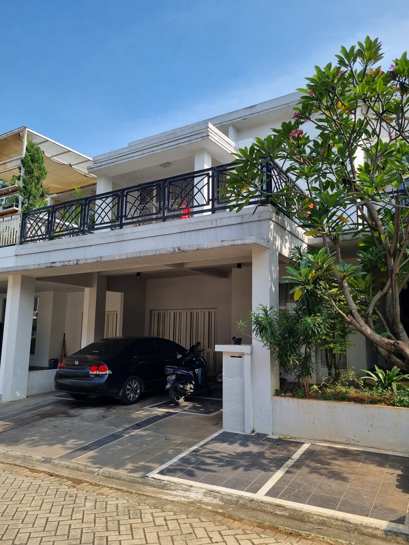 Rumah bagus, dalam Cluster, kemanan 24 jam di Bintaro Sektor 9