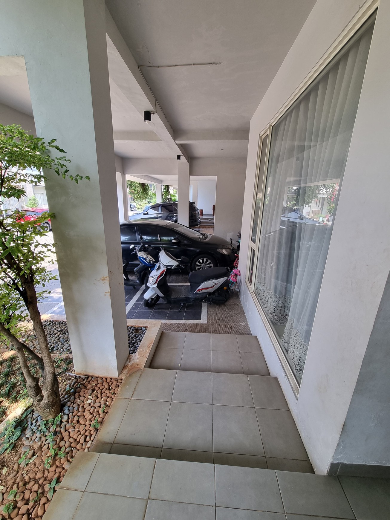 Rumah bagus, dalam Cluster, kemanan 24 jam di Bintaro Sektor 9