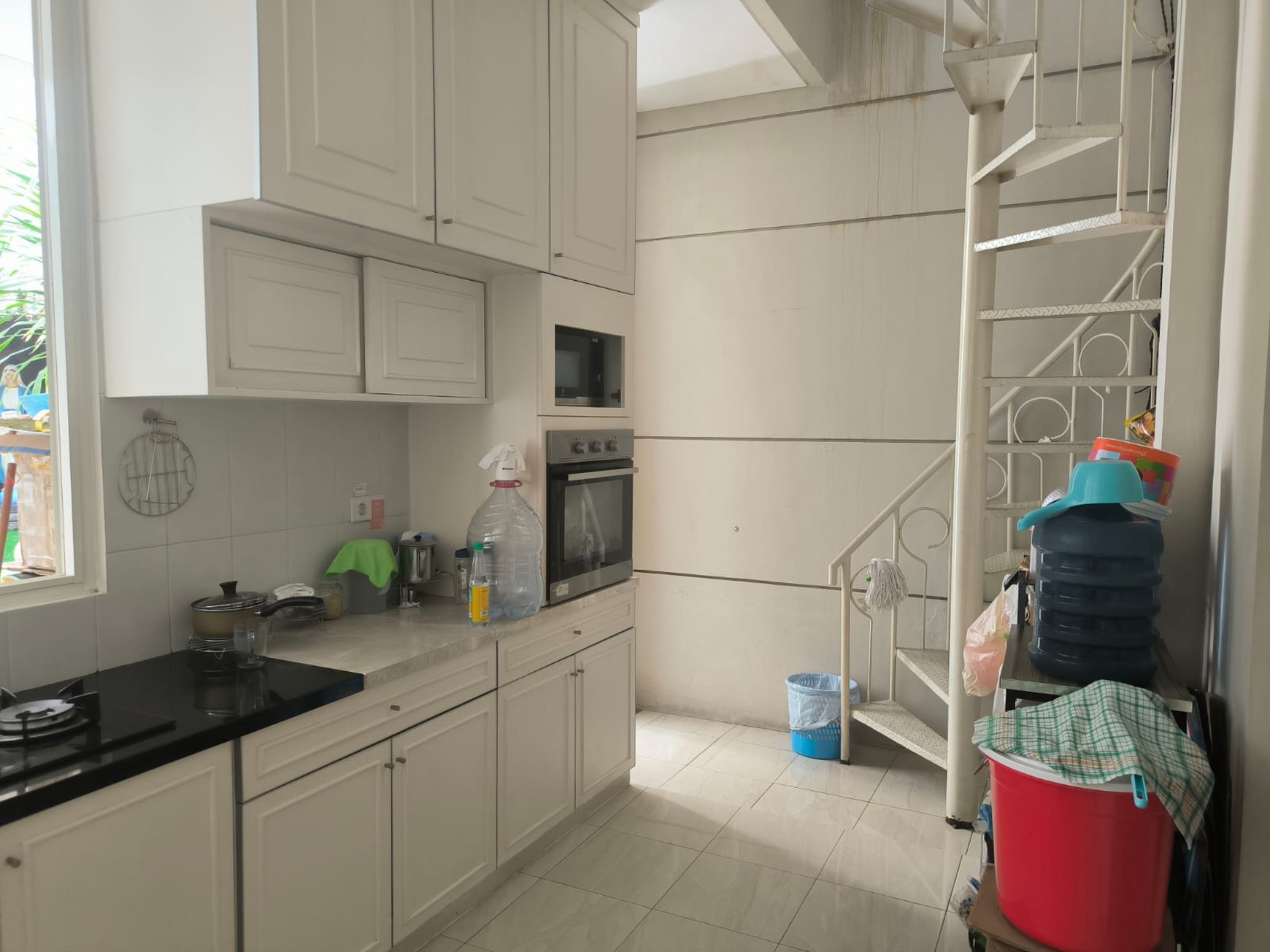 Dijual Rumah Pakuwon City Grand Island Casatobago - Full Furnished Modern 2 Lantai