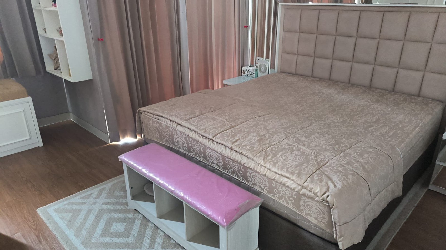 Dijual Rumah Pakuwon City Grand Island Casatobago - Full Furnished Modern 2 Lantai