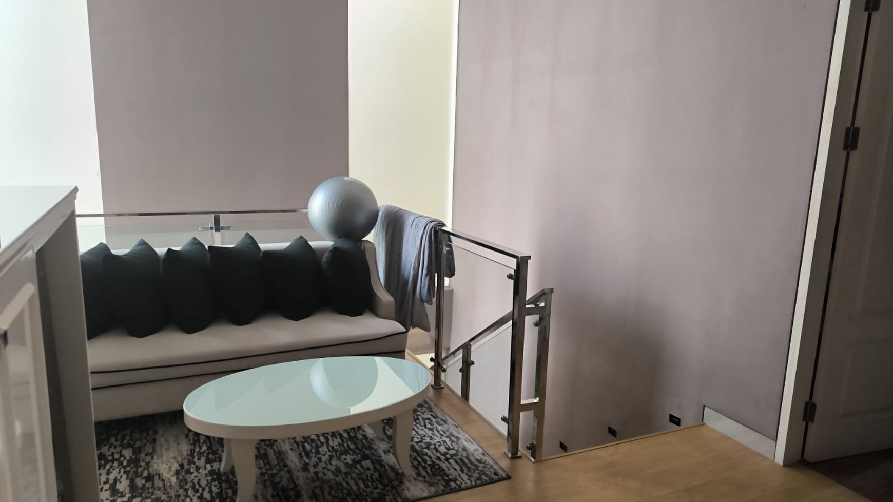 Dijual Rumah Pakuwon City Grand Island Casatobago - Full Furnished Modern 2 Lantai