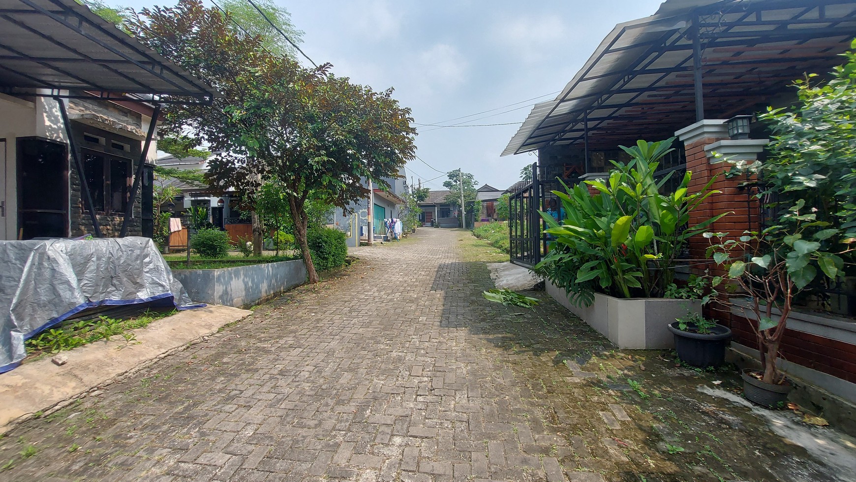 Rumah Baru di daerah Cilebut Jawa Barat ke stasiun kurang dari 5 menit