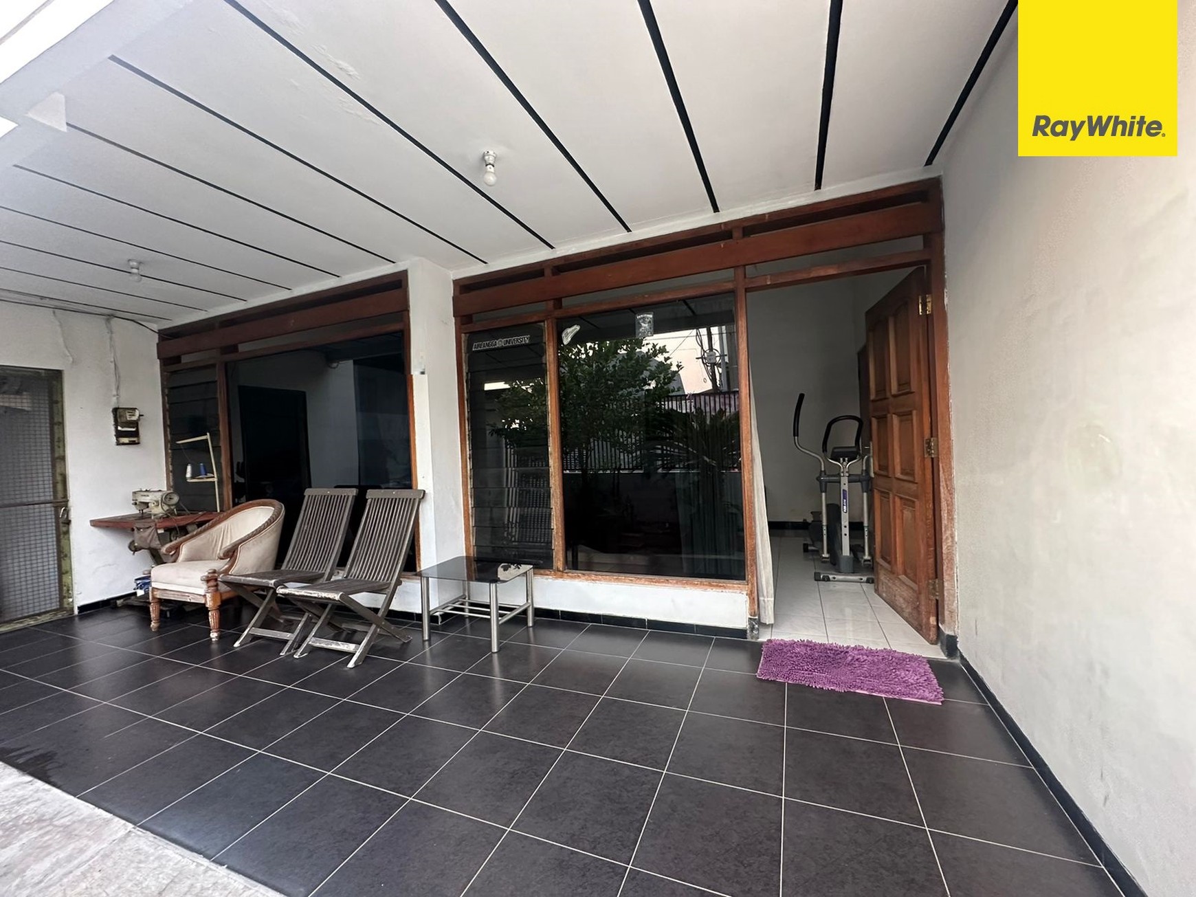 Dijual Rumah SHM di Jl Lebak Arum Surabaya