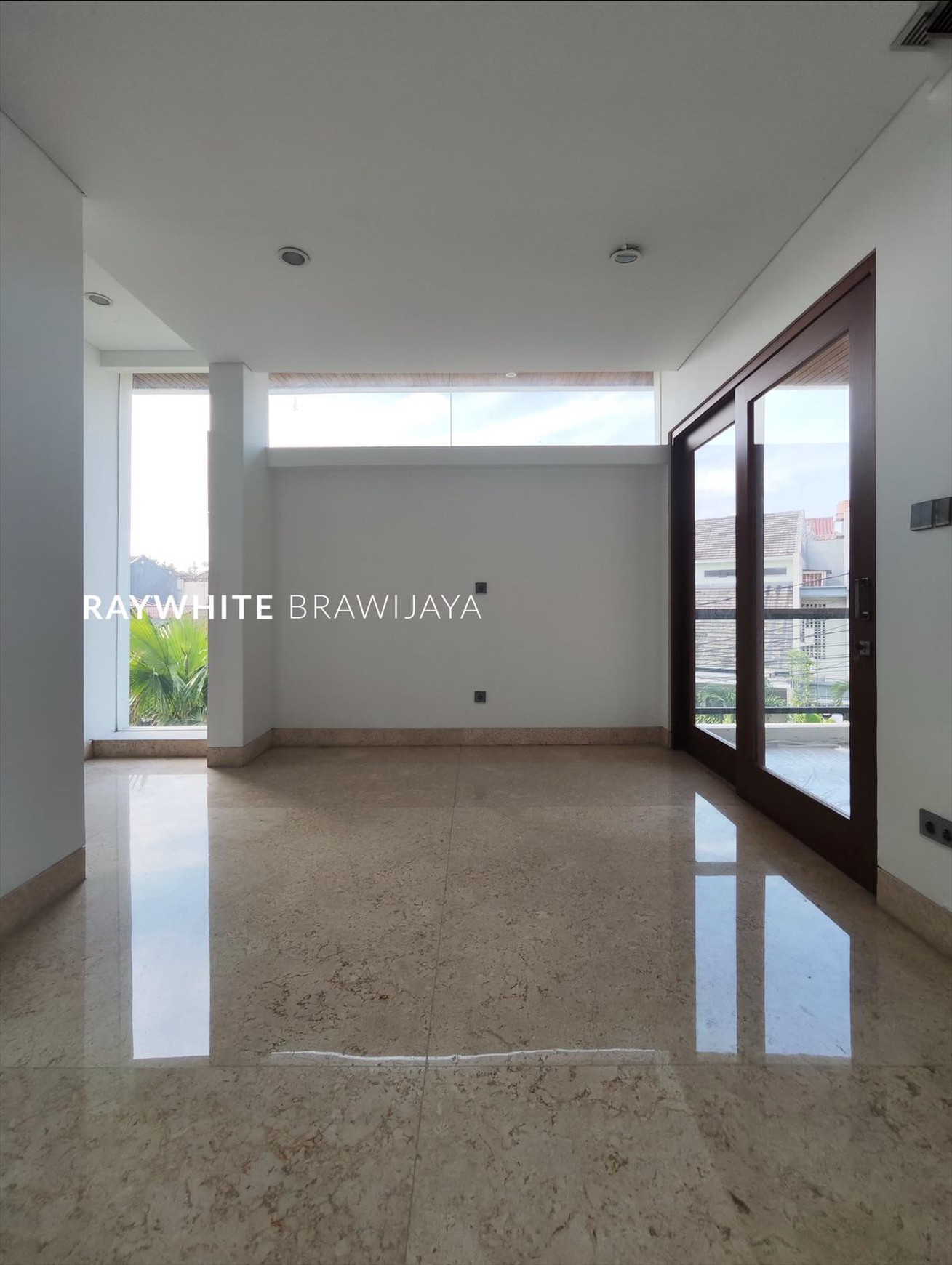 Rumah Mewah Siap Huni Area Pondok Indah Gedung Hijau