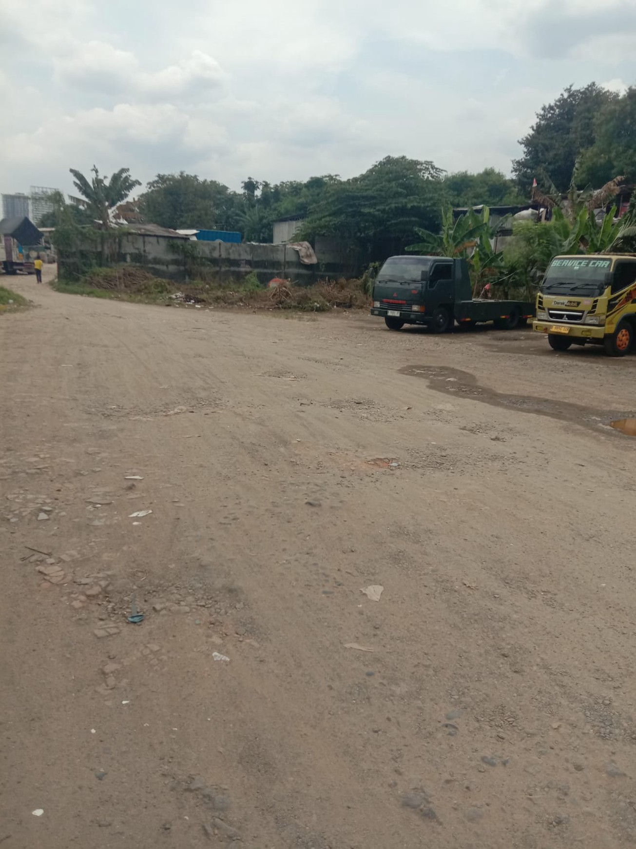 LAHAN KOMERSIAL DI BAWAH NJOP TB SIMATUPANG 