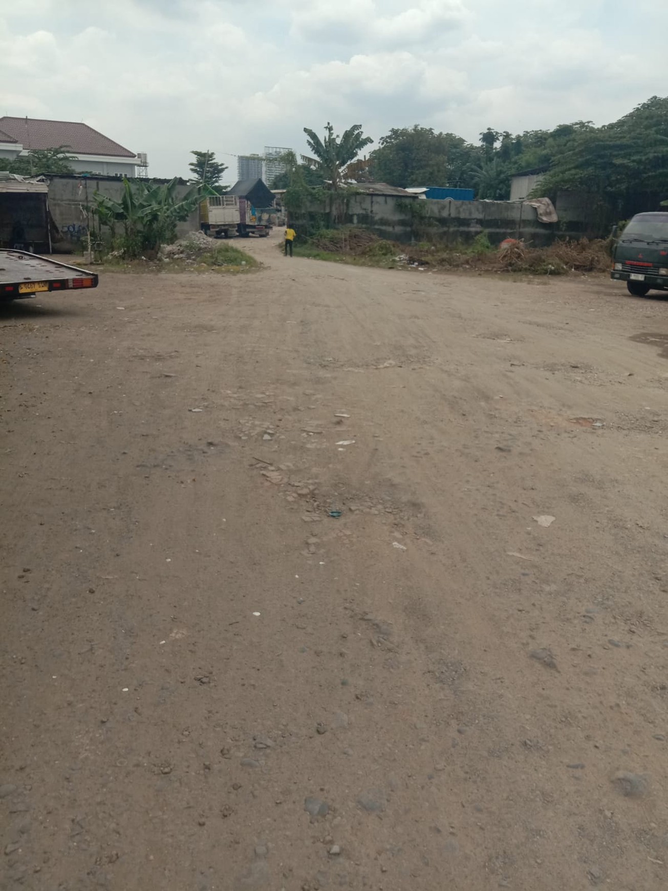 LAHAN KOMERSIAL DI BAWAH NJOP TB SIMATUPANG 