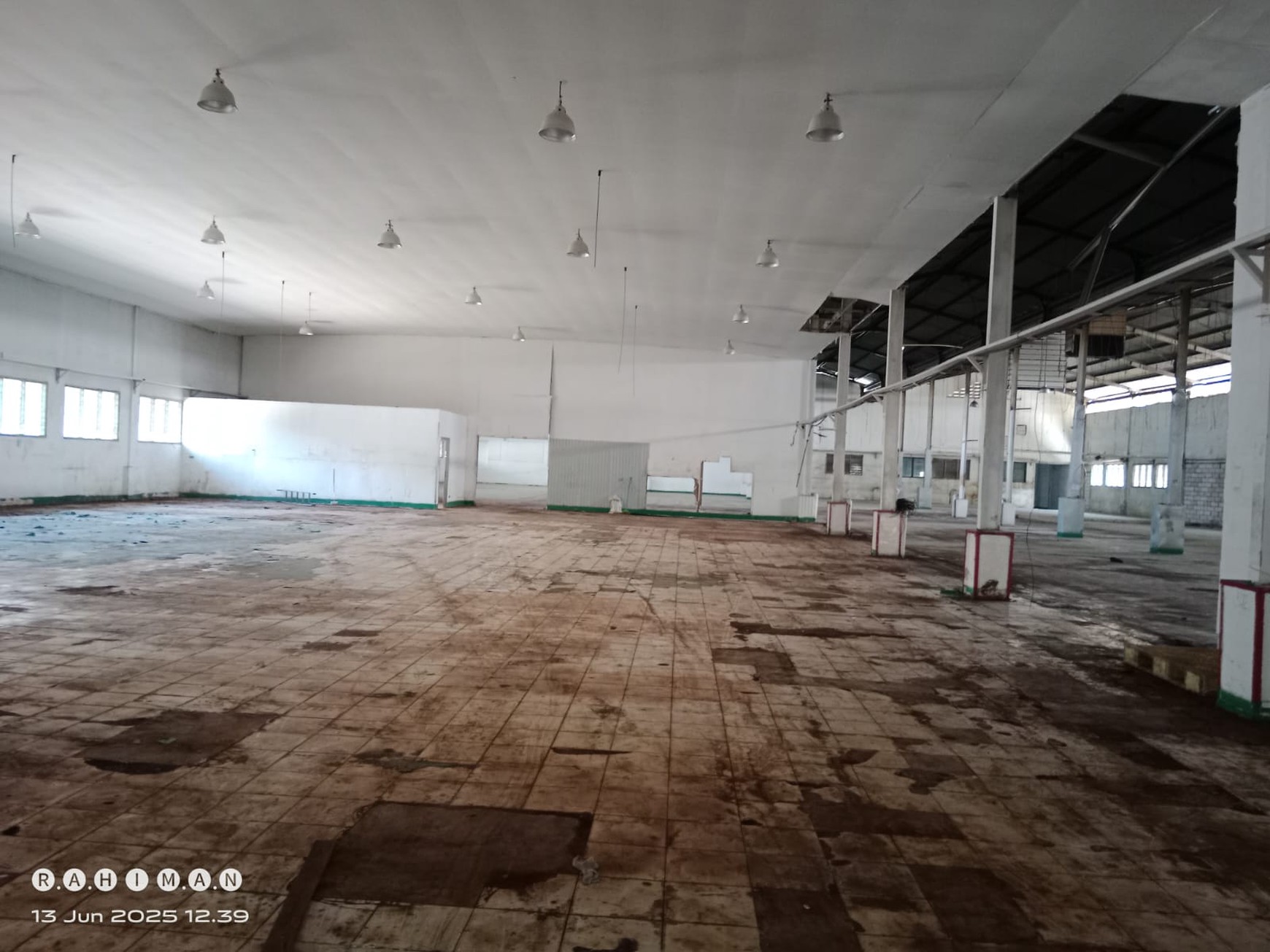 Disewakan Gudang Strategis di Mainroad Gedebage, Bandung