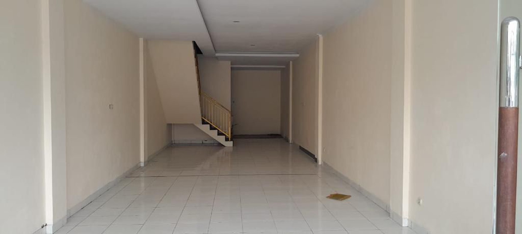 Ruko 2½ Lantai di Centra Kemang Utara Jakarta Selatan
