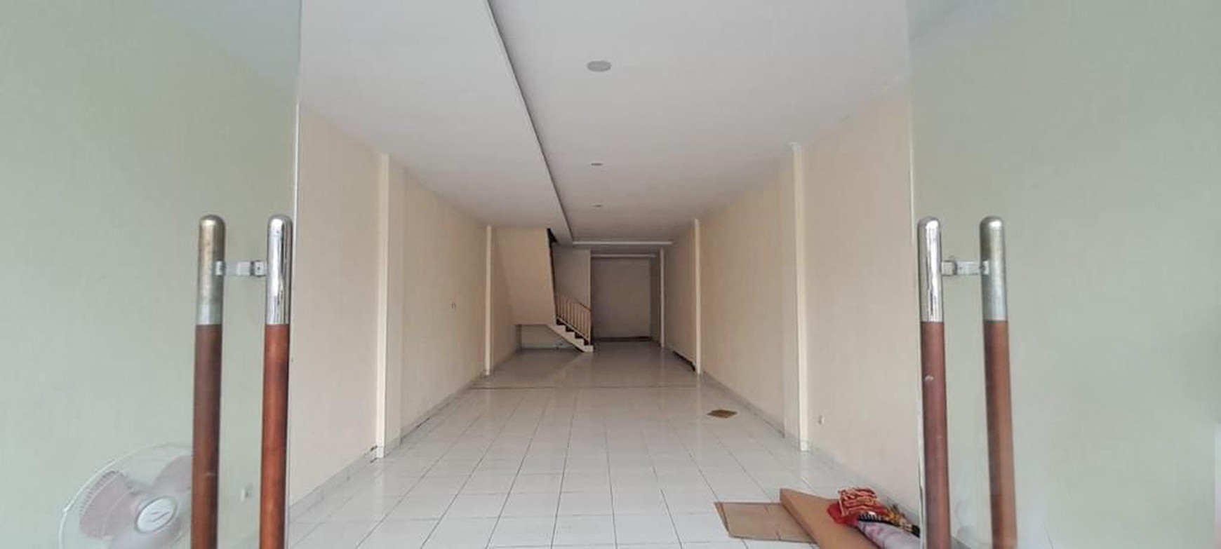 Ruko 2½ Lantai di Centra Kemang Utara Jakarta Selatan