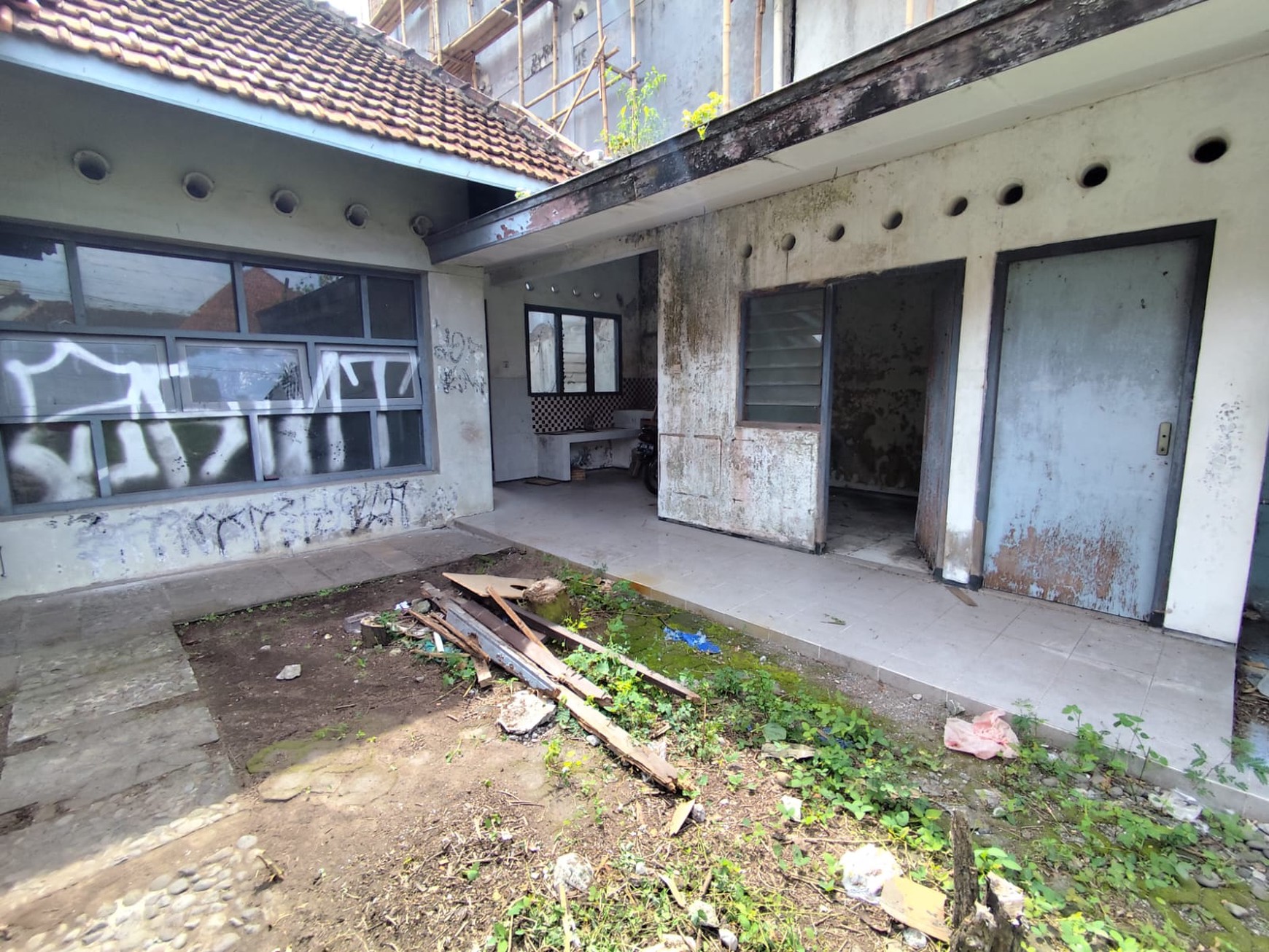 Tanah Bonus Bangunan Lokasi Strategis Dijalan Prawirotaman Brontokusuman Mergangsan Yogyakarta