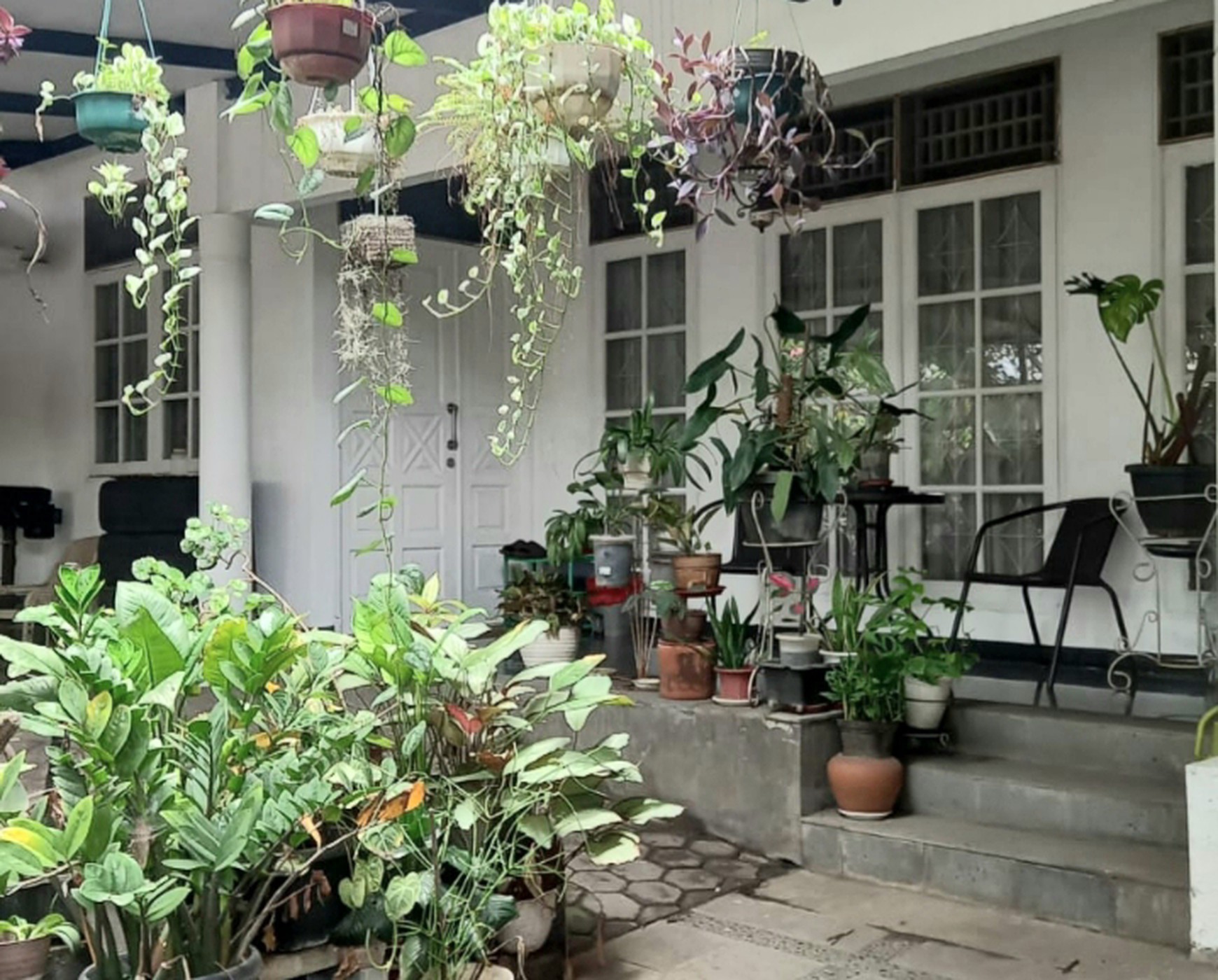 Rumah nyaman di Bintaro dekat ke Bintaro XChange Mall.