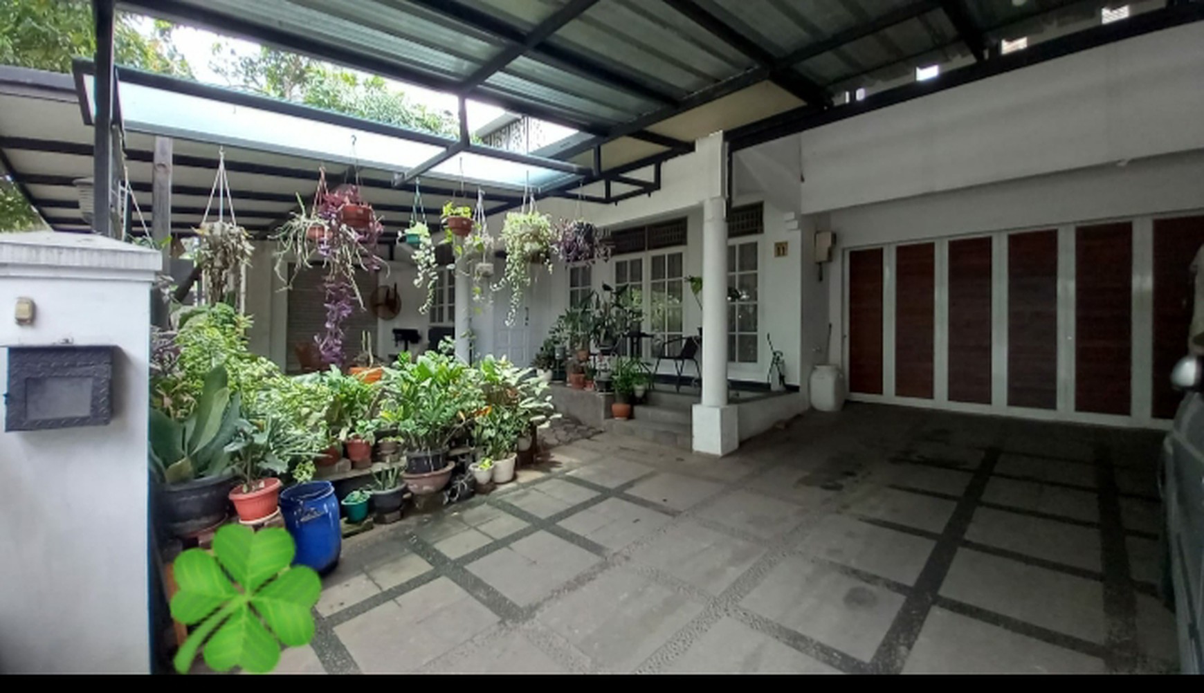 Rumah nyaman di Bintaro dekat ke Bintaro XChange Mall.