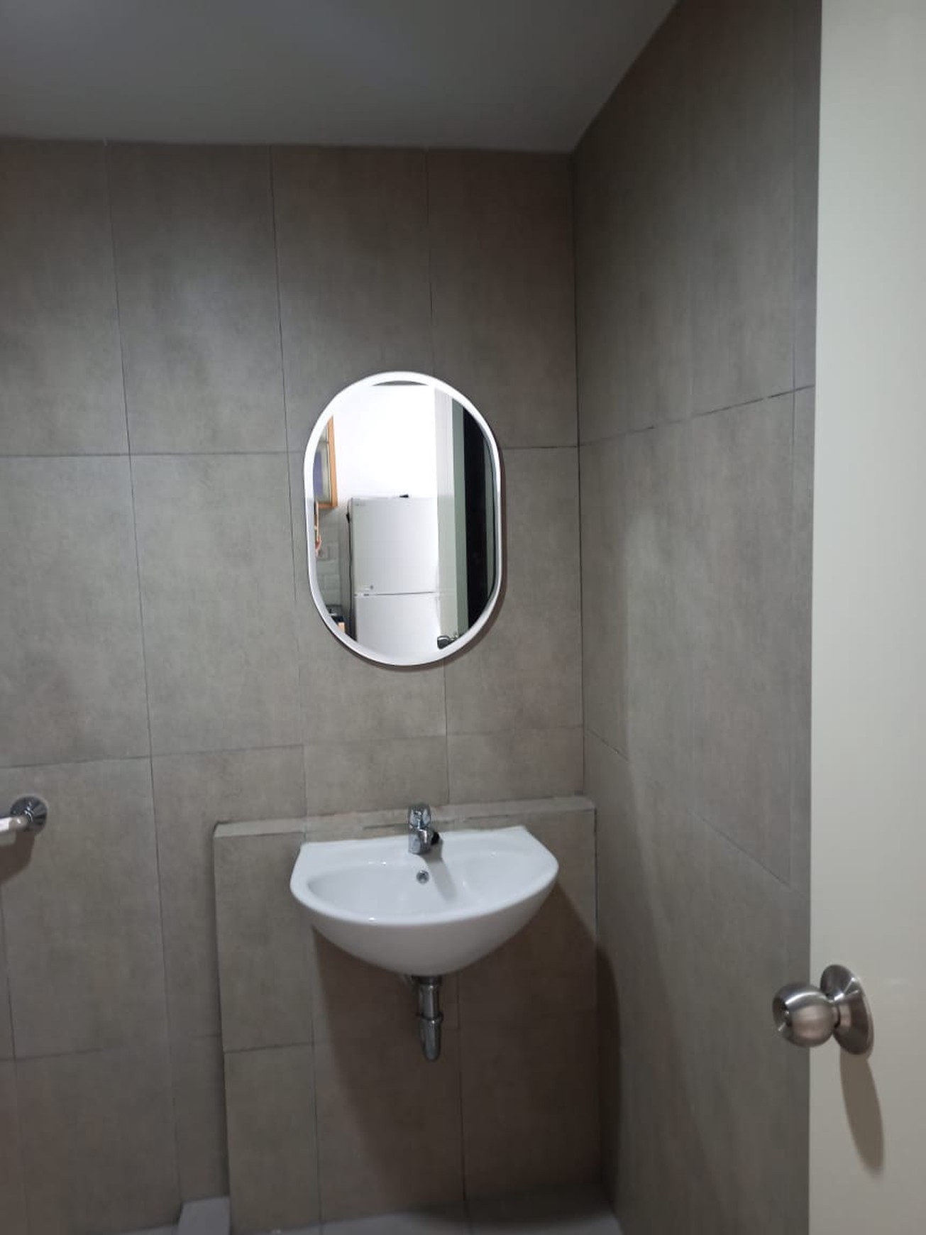 Murah Disewakan Apartemen Denver Universitas Ciputra Tipe Studio Full Furnished Modern Lantai 32 Best City View Siap Huni