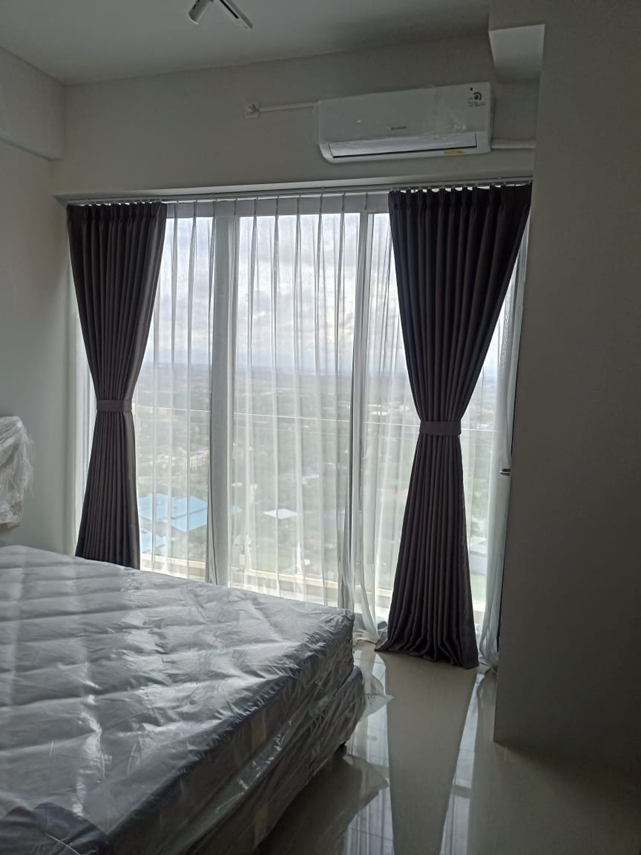 Murah Disewakan Apartemen Denver Universitas Ciputra Tipe Studio Full Furnished Modern Lantai 32 Best City View Siap Huni