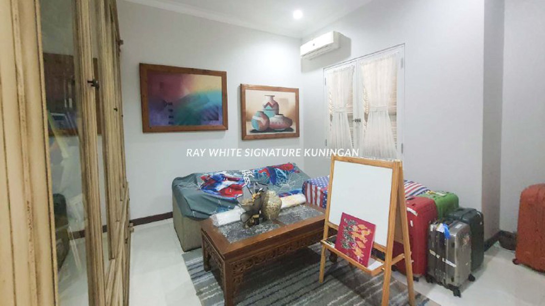 Disewakan Rumah dengan Swimming Pool di Cipete Jakarta Selatan
