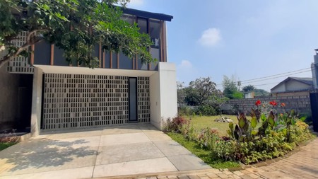 Rumah cantik, siap huni dalam perumahan di bintaro