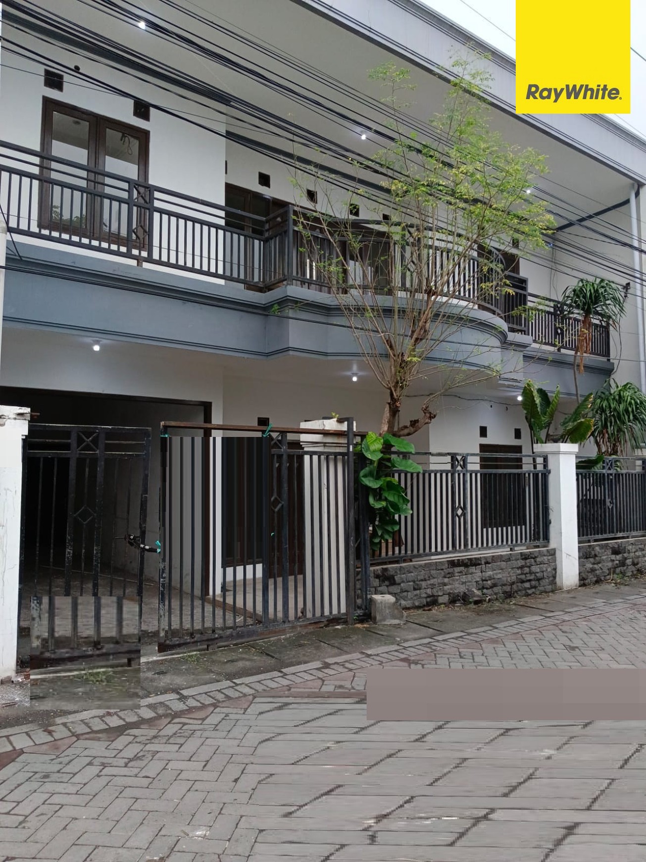 Disewakan Rumah 2 lantai di Raya Medayu Utara Rungkut Surabaya