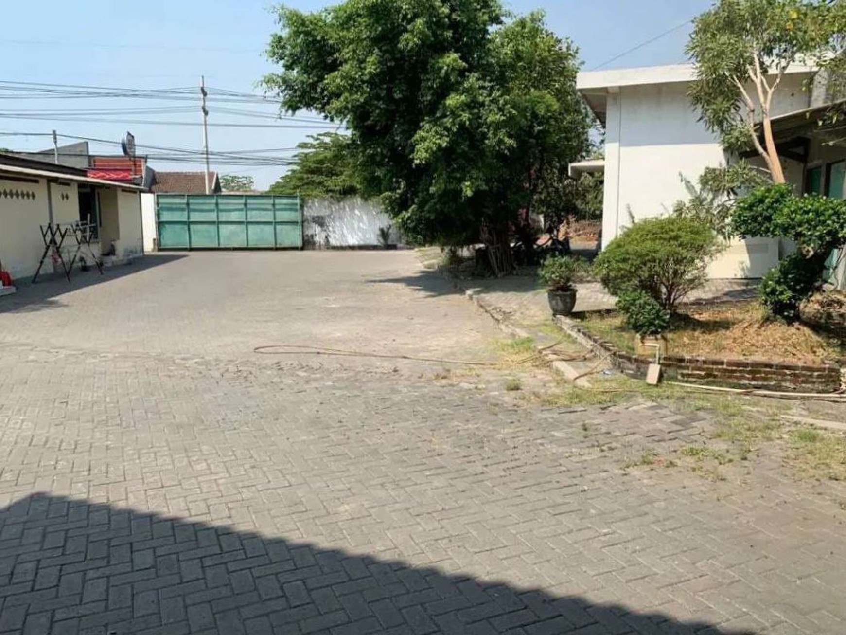 Dijual Gedung atau Pabrik di Menganti Gresik Dekat Perbatasan Surabaya