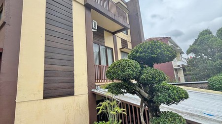 Rumah Nyaman Siap Huni Lokasi Strategis di Equator Sentul City