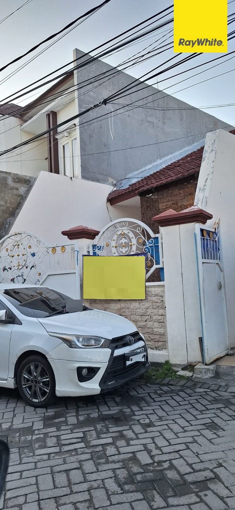 Disewakan Rumah 2 lantai di Jl Pisces Surabaya