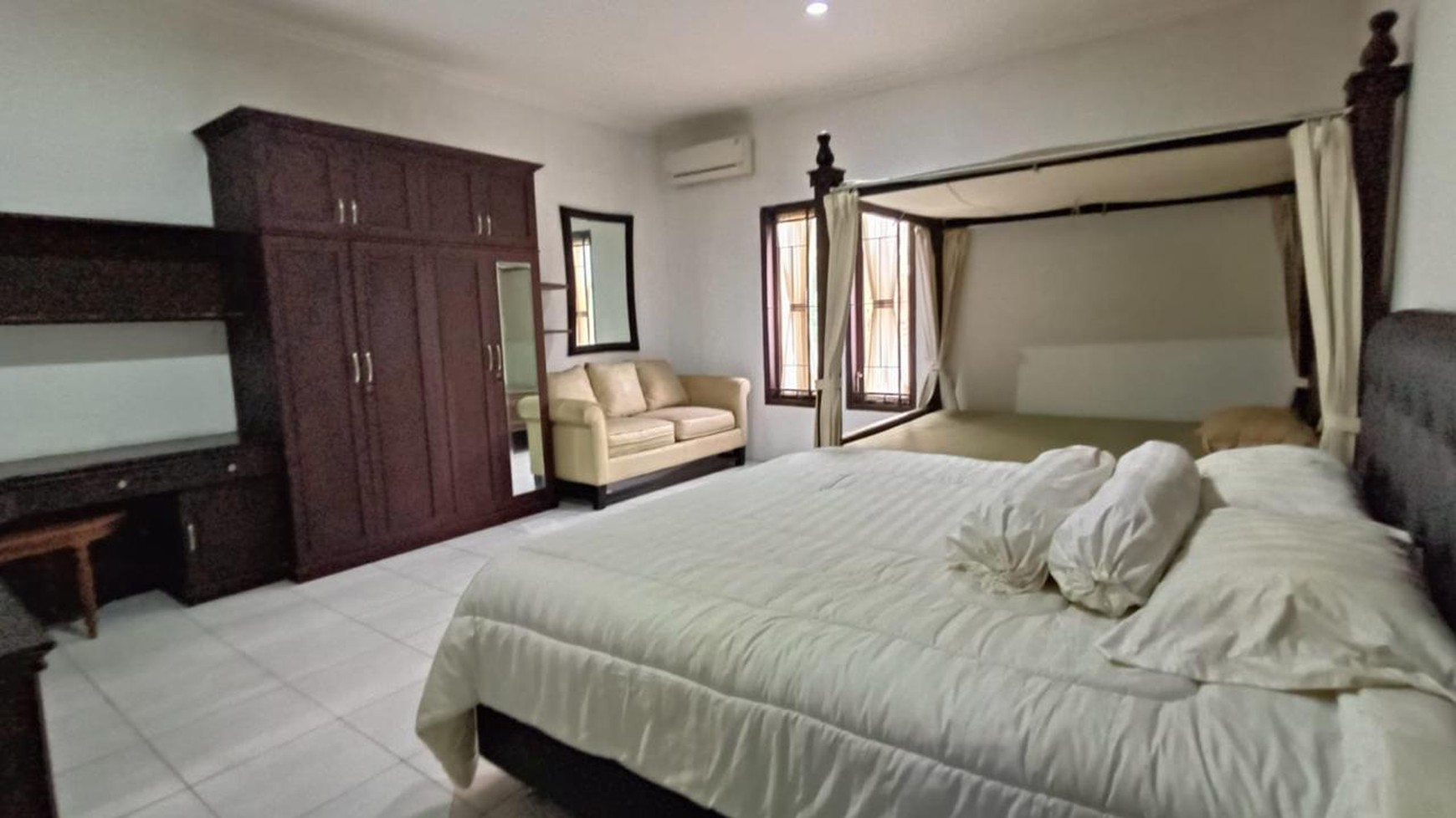 Rumah Hook Siap Huni dengan Lingkungan Asri @Bintaro Sektor 9