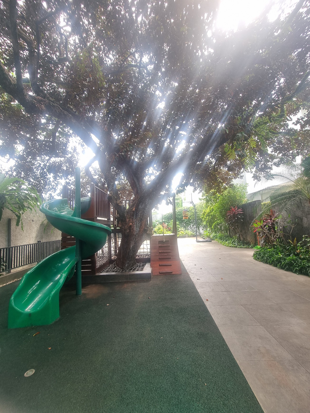 For Sale Very nice and cozy villa Resort House in the compound at Kemang, Jaksel