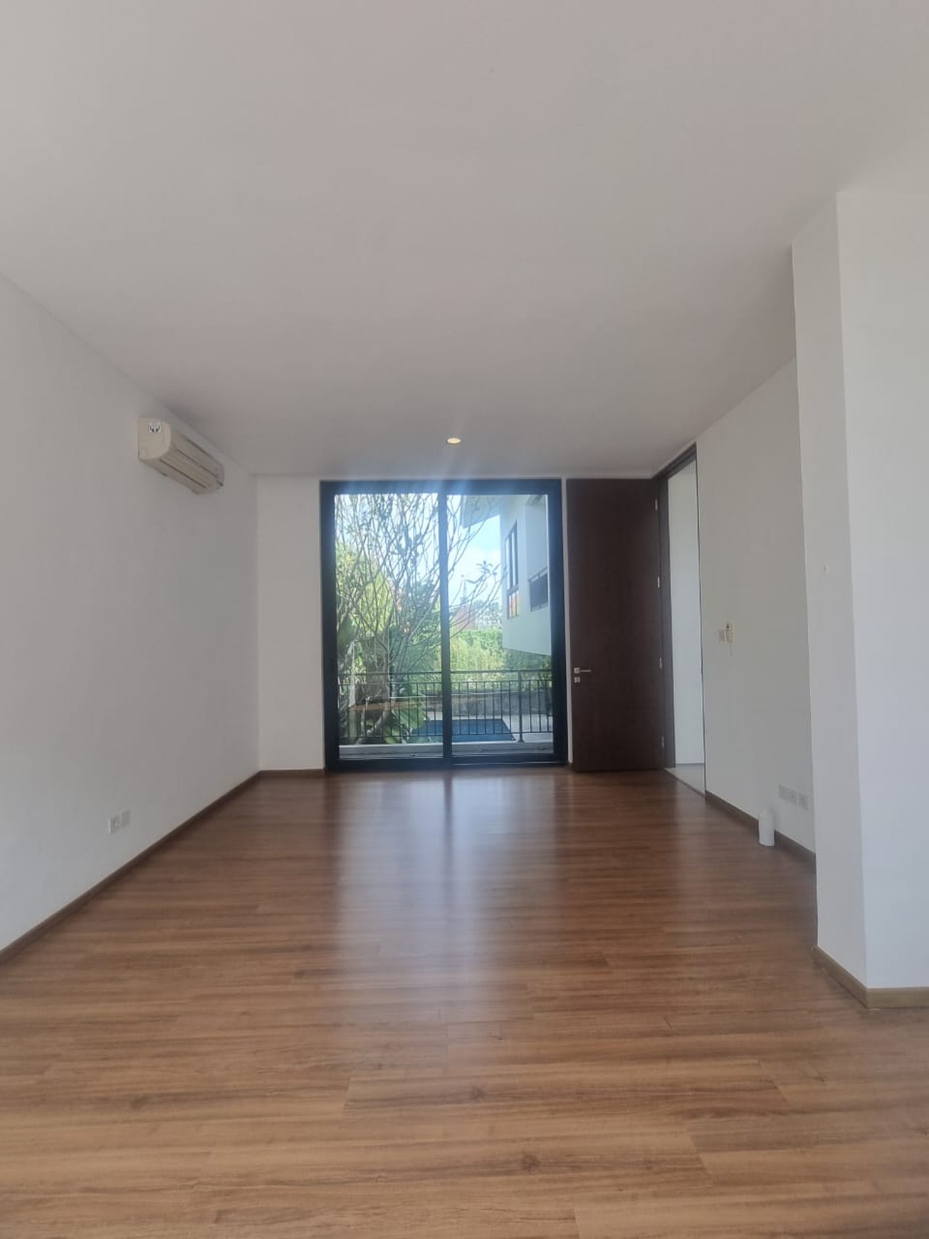 For Sale Very nice and cozy villa Resort House in the compound at Kemang, Jaksel