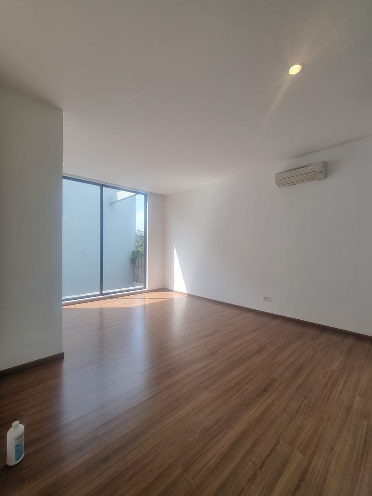 For Sale Very nice and cozy villa Resort House in the compound at Kemang, Jaksel