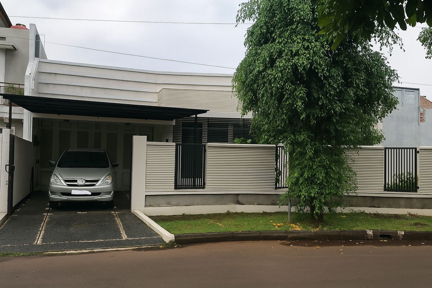 Rumah di PUSPITA LOKA BSD City 