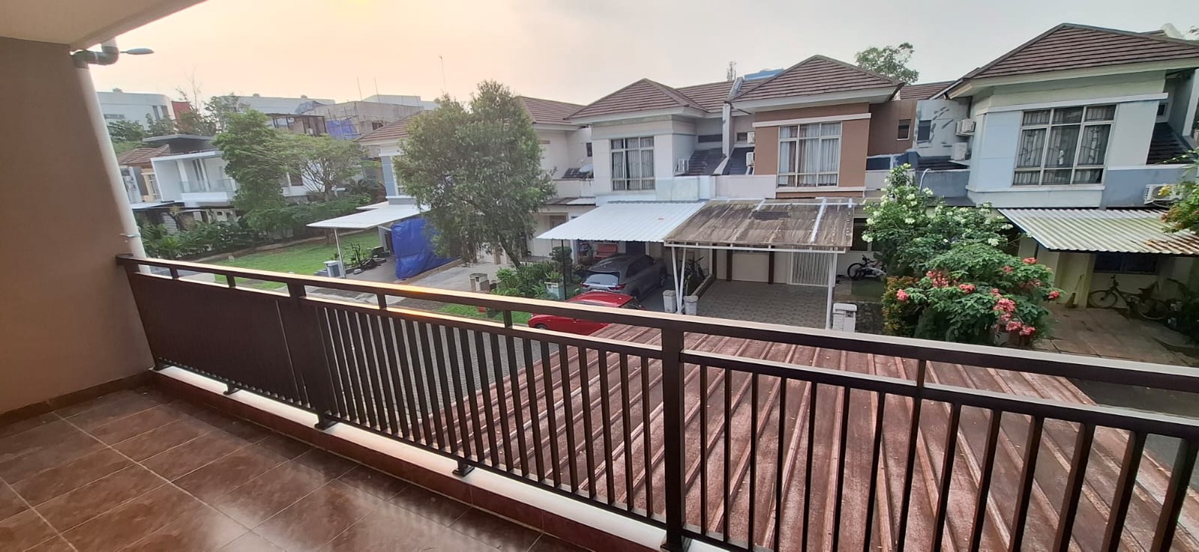 Rumah rapi sudah renovasi di Foresta BSD