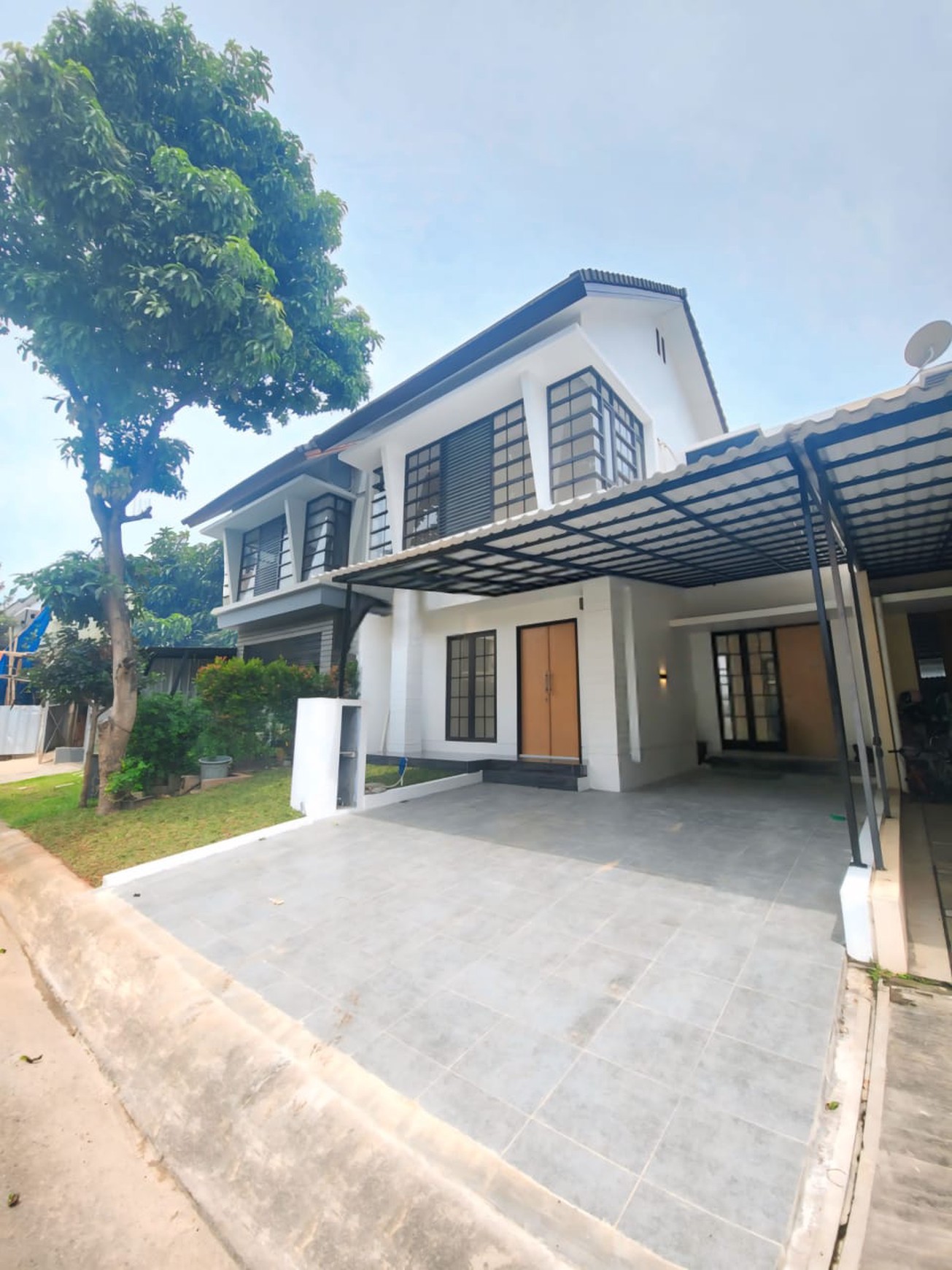 Rumah Brand New Minimalis Siap Huni Emerald Bintaro