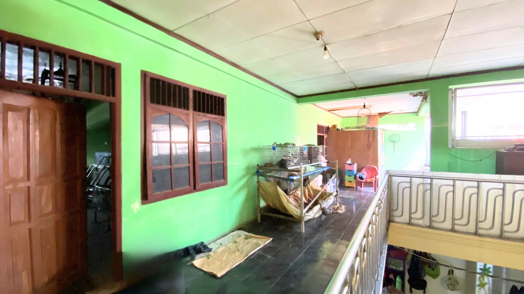 Rumah dengan tanah yang luas sangat cocok untuk lahan usaha dan investasi di Serpong