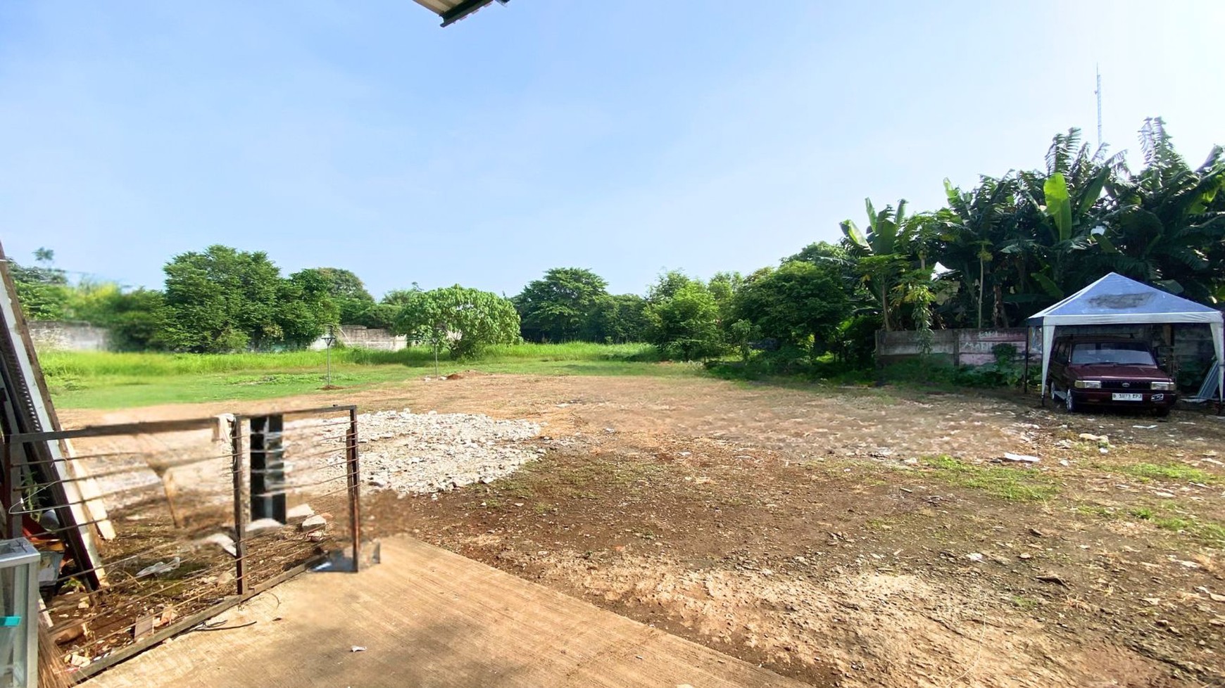 Rumah dengan tanah yang luas sangat cocok untuk lahan usaha dan investasi di Serpong
