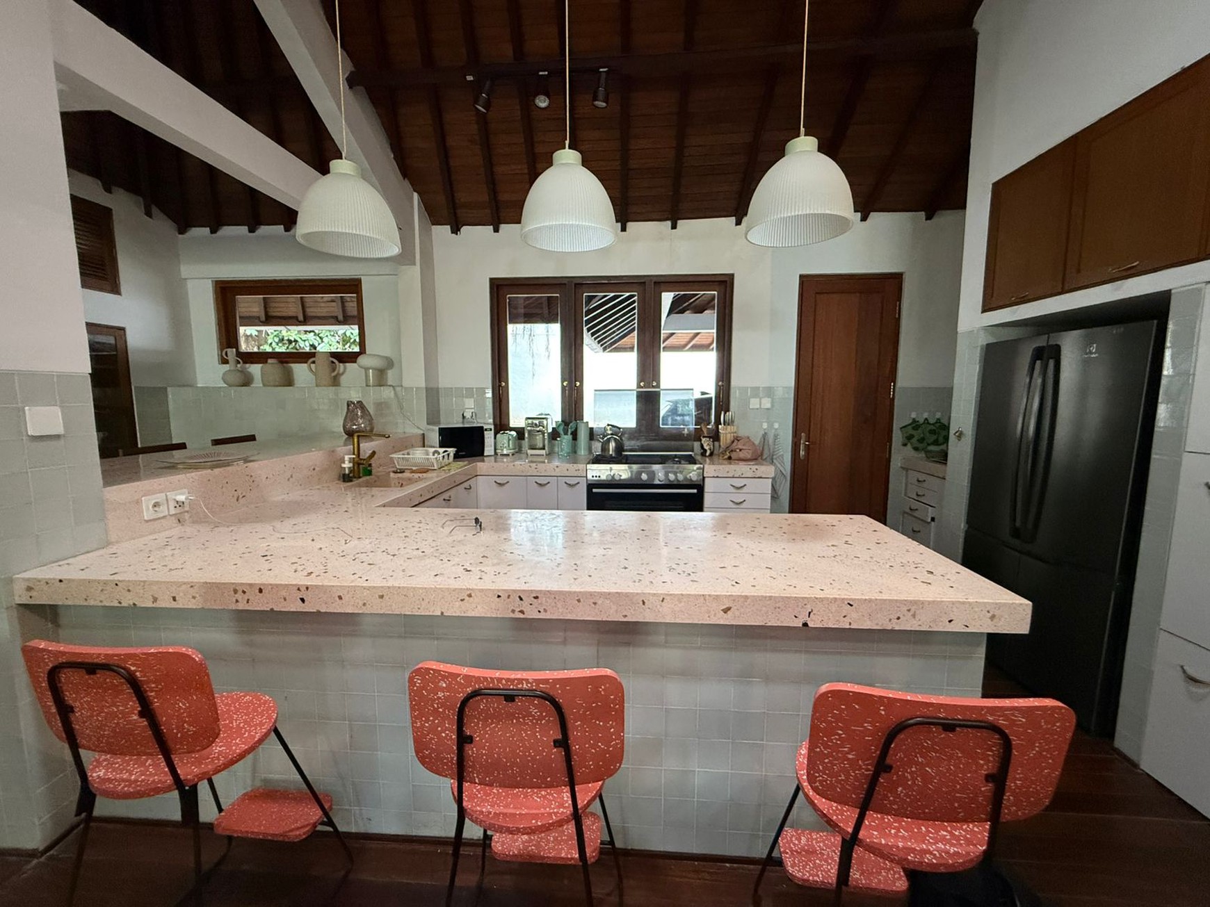 Prime Location Villa For Rent in Kerobokan Semer