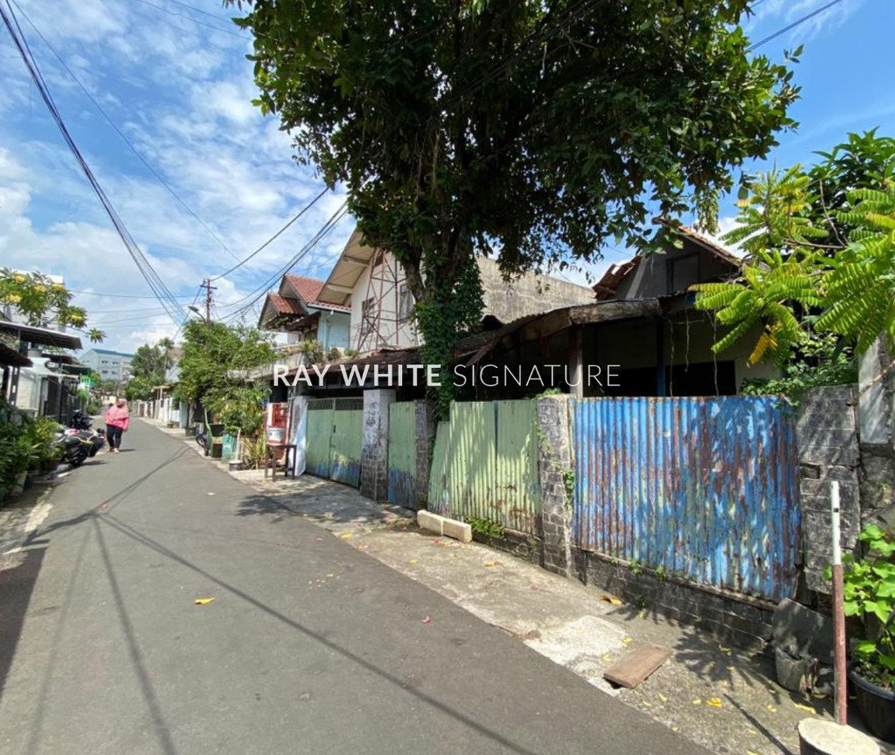 Rumah Tua Cocok Untuk Kost di Jl Kebalen II