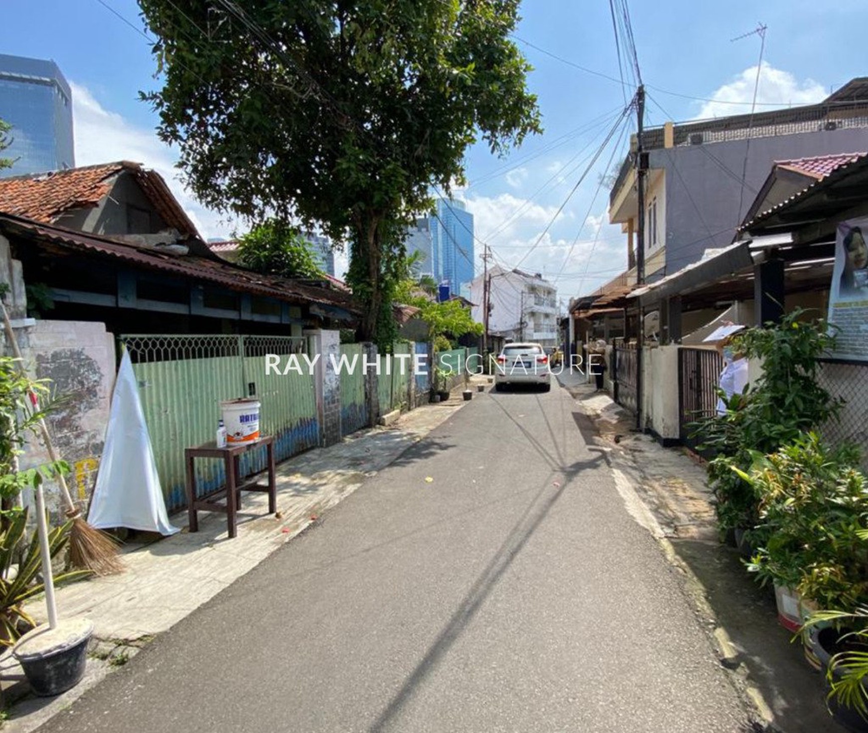 Rumah Tua Cocok Untuk Kost di Jl Kebalen II