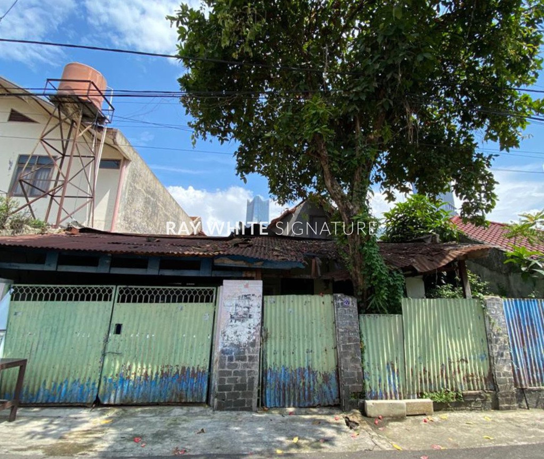 Rumah Tua Cocok Untuk Kost di Jl Kebalen II