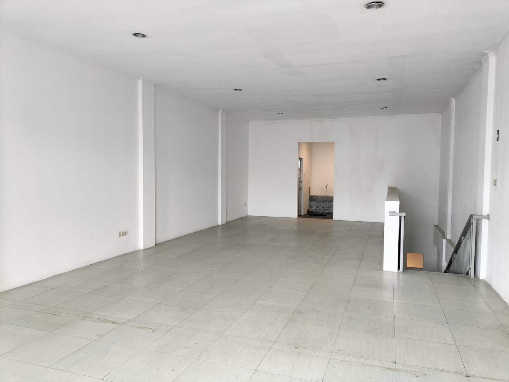 Dijual Ruko 2,5 Lantai di Mainroad Mekarwangi, Bandung Kota