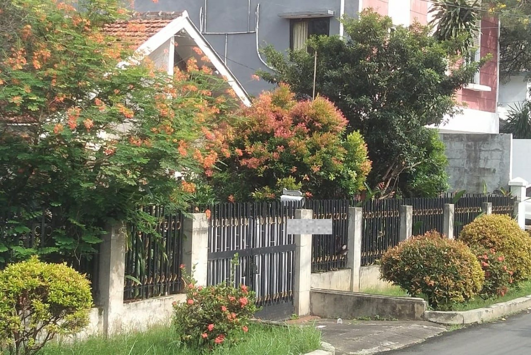 Rumah Hitung Tanah Di Jl Keuangan Cilandak Jakarta Selatan
