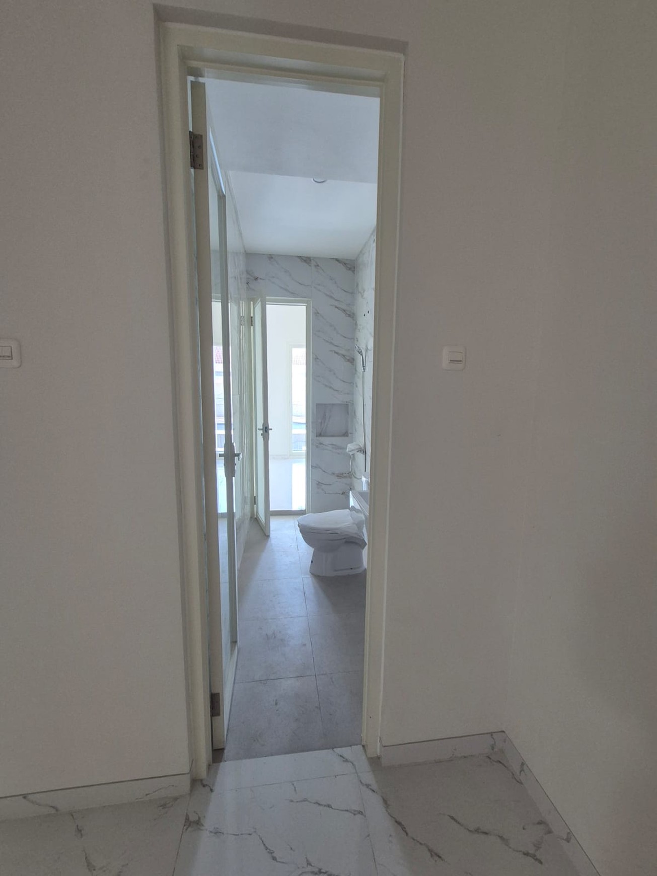Dijual 2 unit Rumah BARU FRESH SUTOREJO UTARA ( MAIN ROAD ), Surabaya Timur