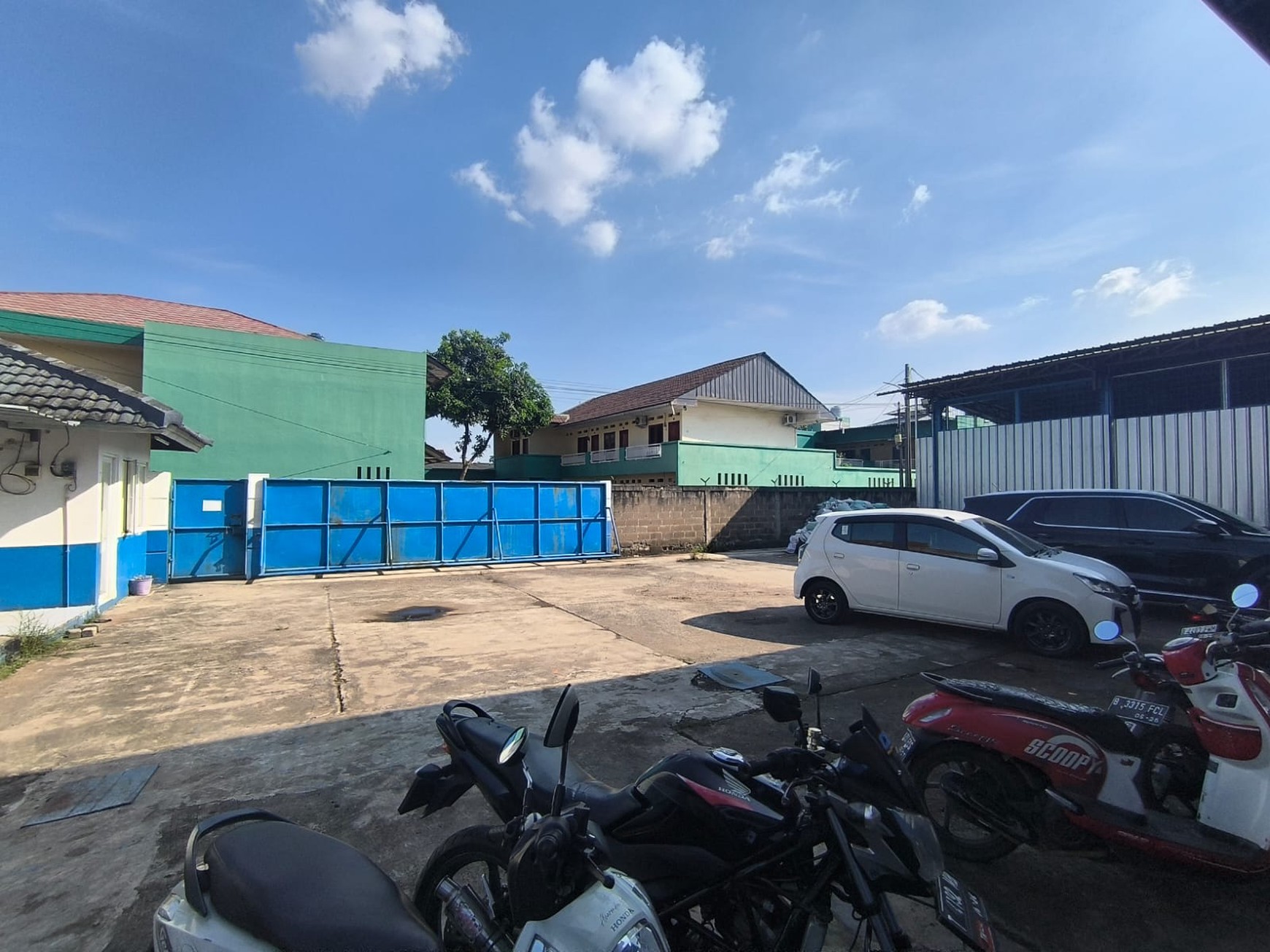 Gudang siap pakai  Tambun selatan