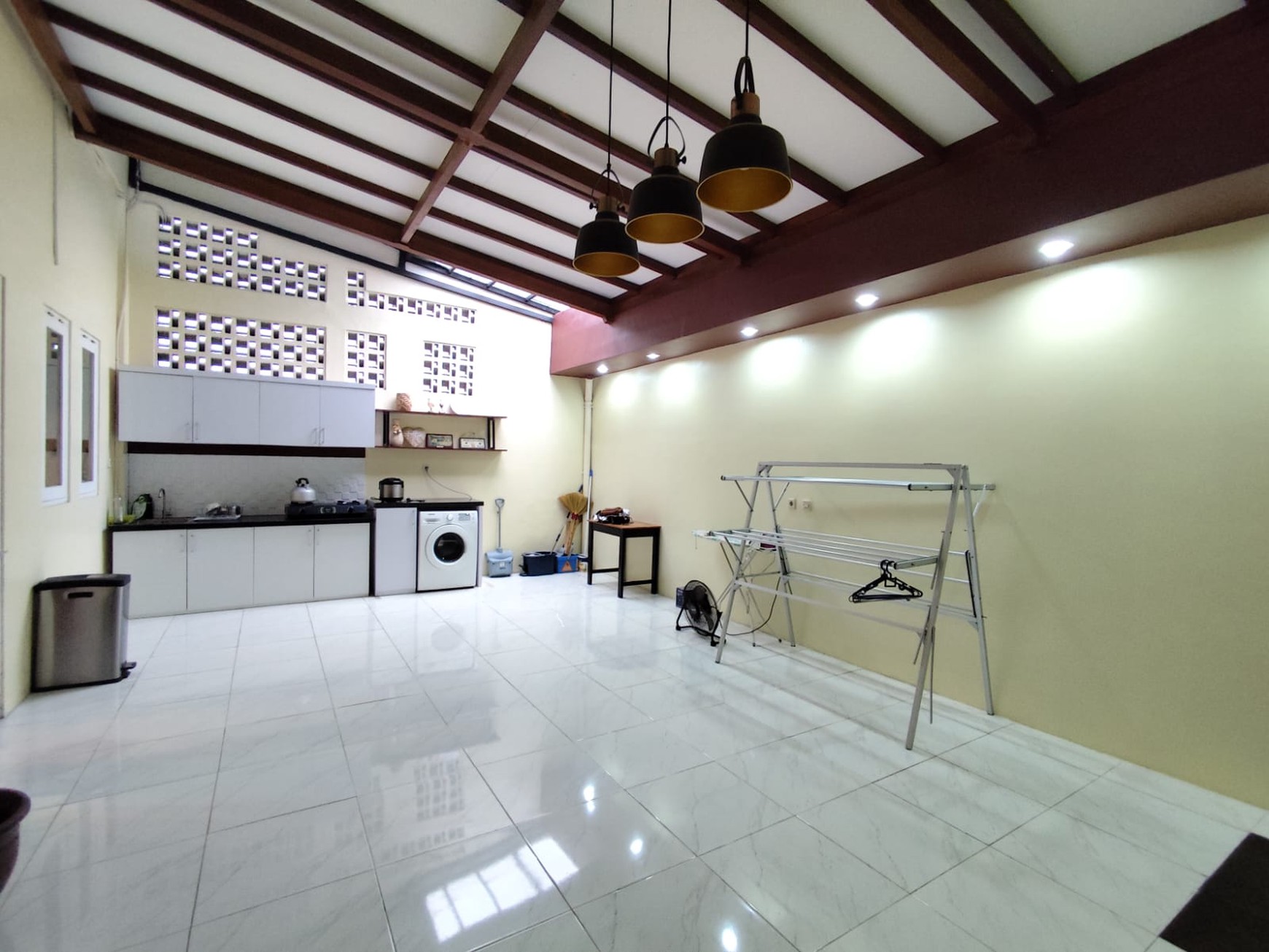 Rumah Mewah 5 Kamar Dekat Sleman City Hall dan Juga Pemkab Sleman