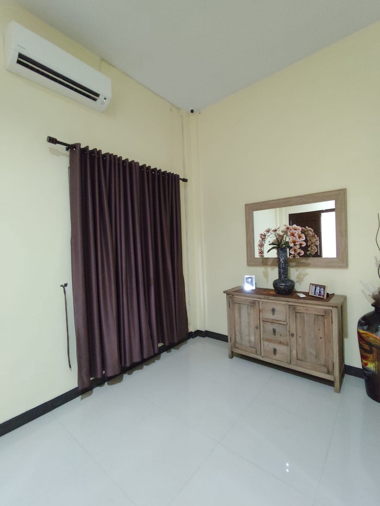 Rumah Mewah 5 Kamar Dekat Sleman City Hall dan Juga Pemkab Sleman