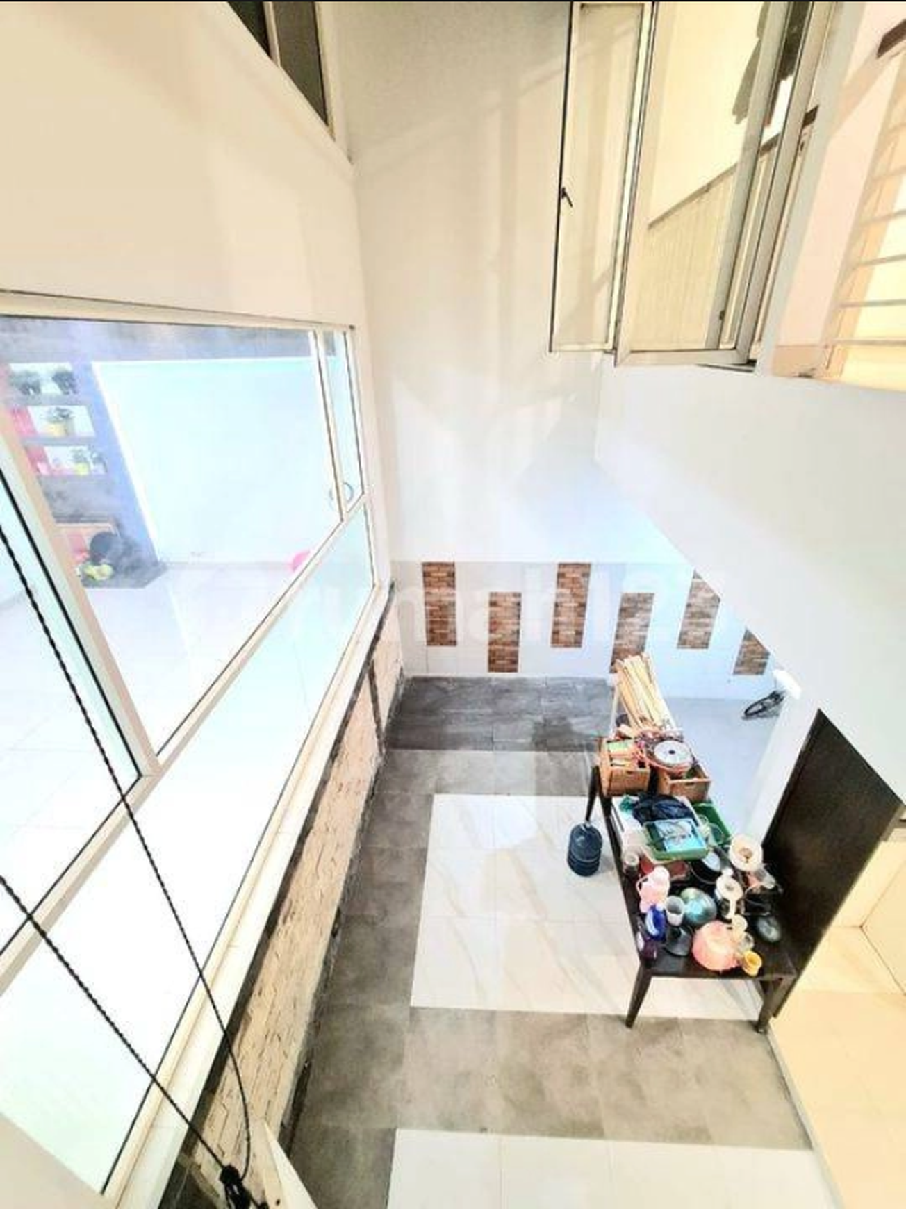 Rumah Murah sdh renov dgn ruang terbuka di Kebayoran Village, Bintaro