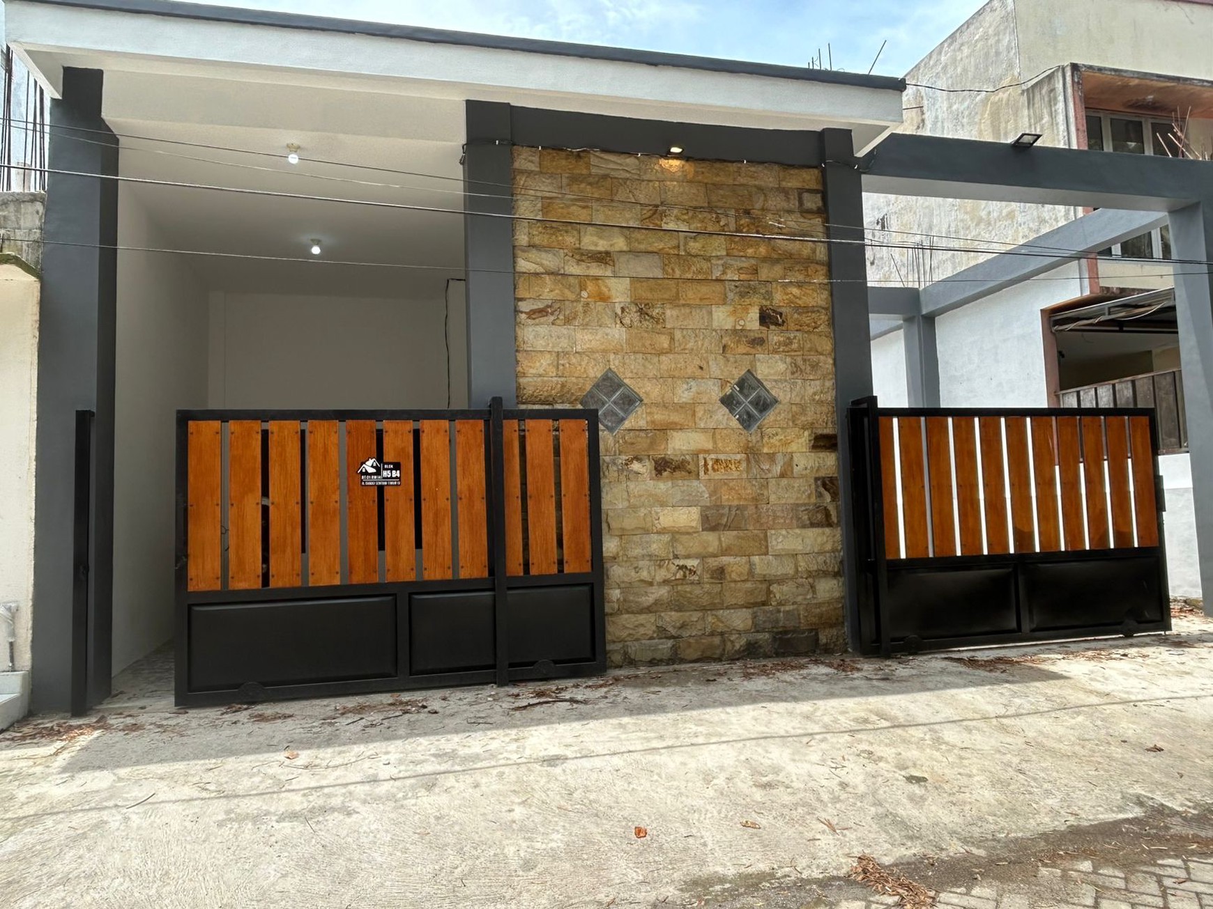 Rumah Hitung Tanah Area Cipete