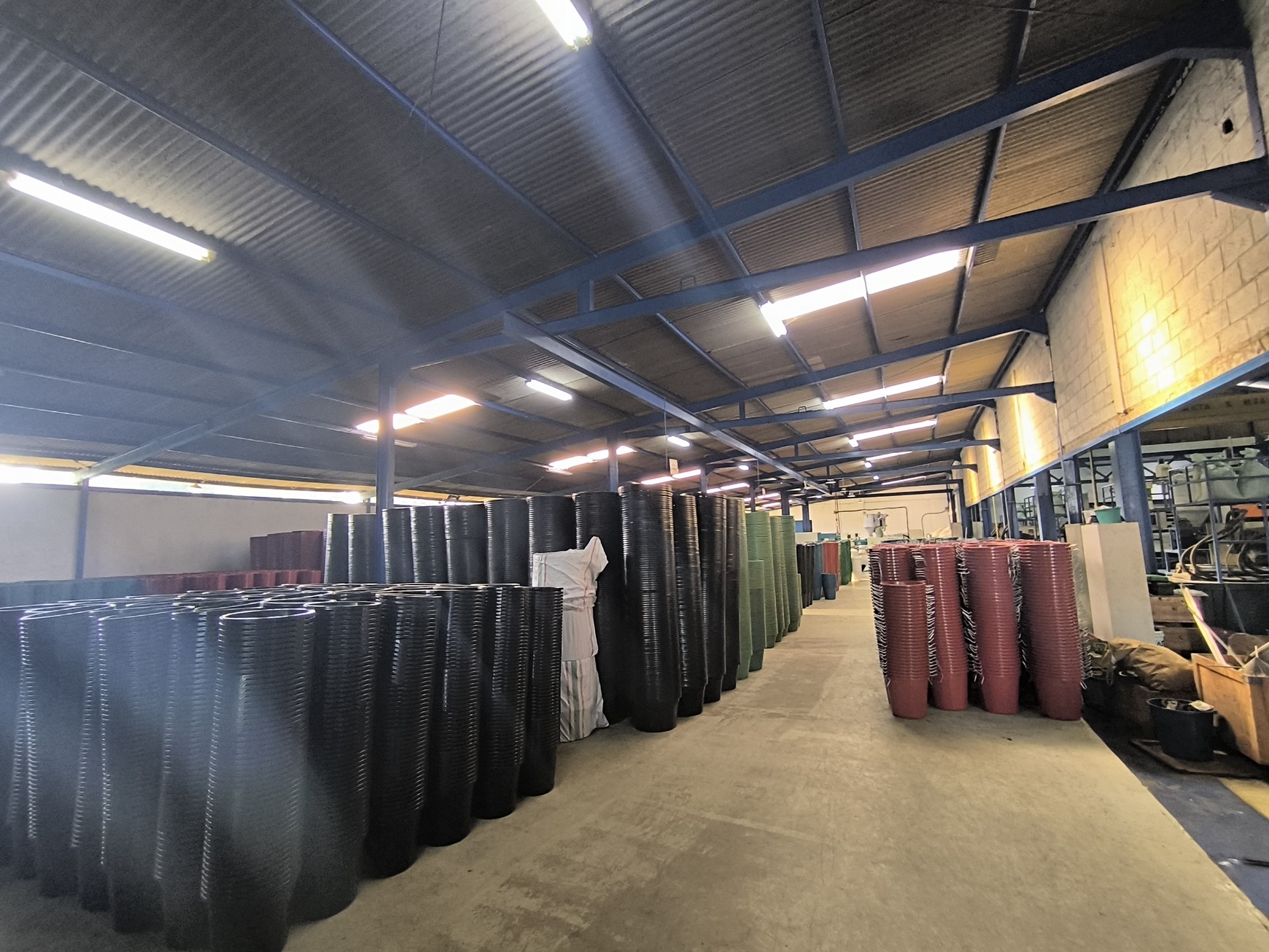 Dijual Workshop / Pabrik Siap Pakai di Jl. Raya Setu, Cibuntu, Cibitung