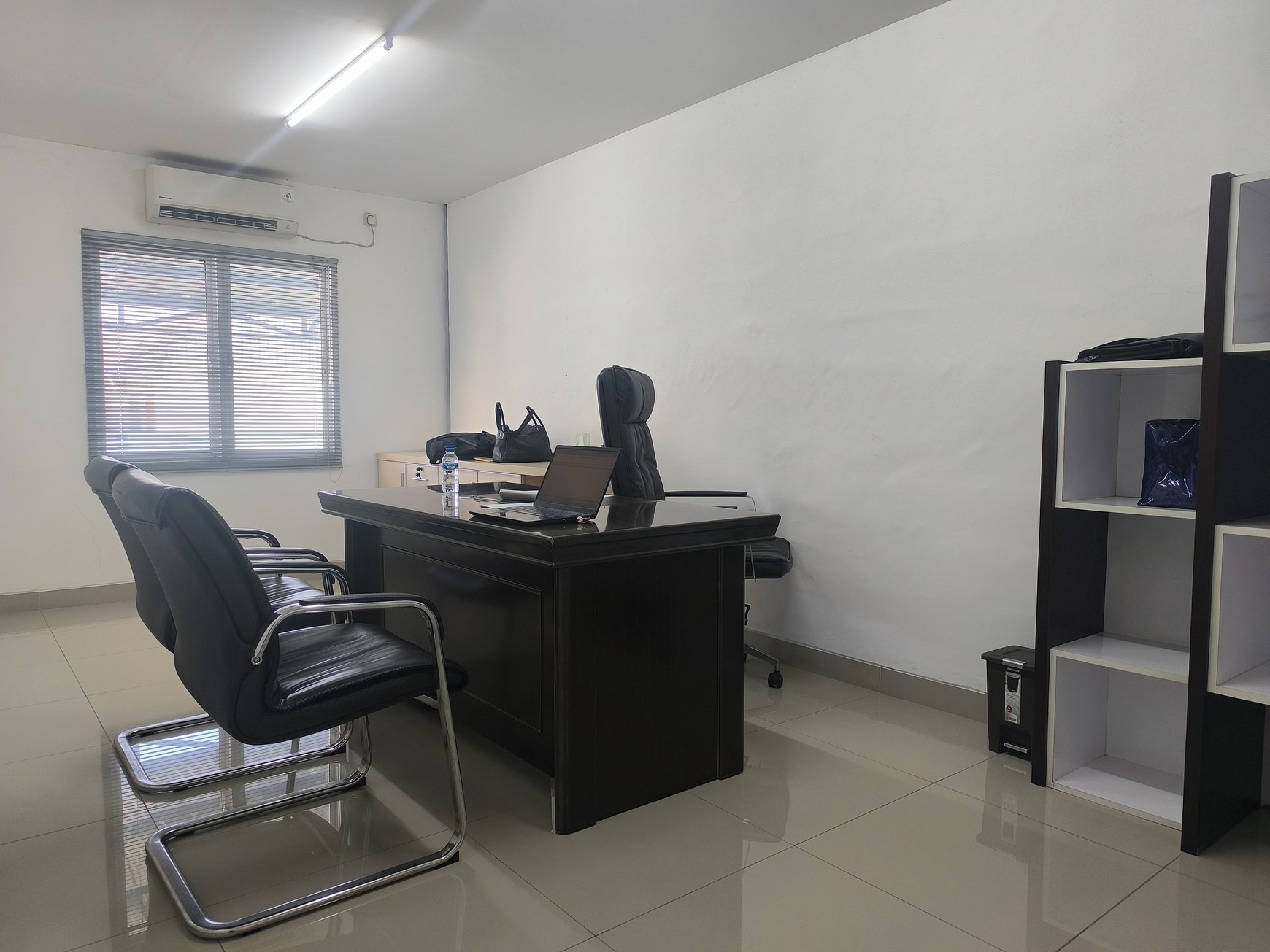 Dijual Workshop / Pabrik Siap Pakai di Jl. Raya Setu, Cibuntu, Cibitung