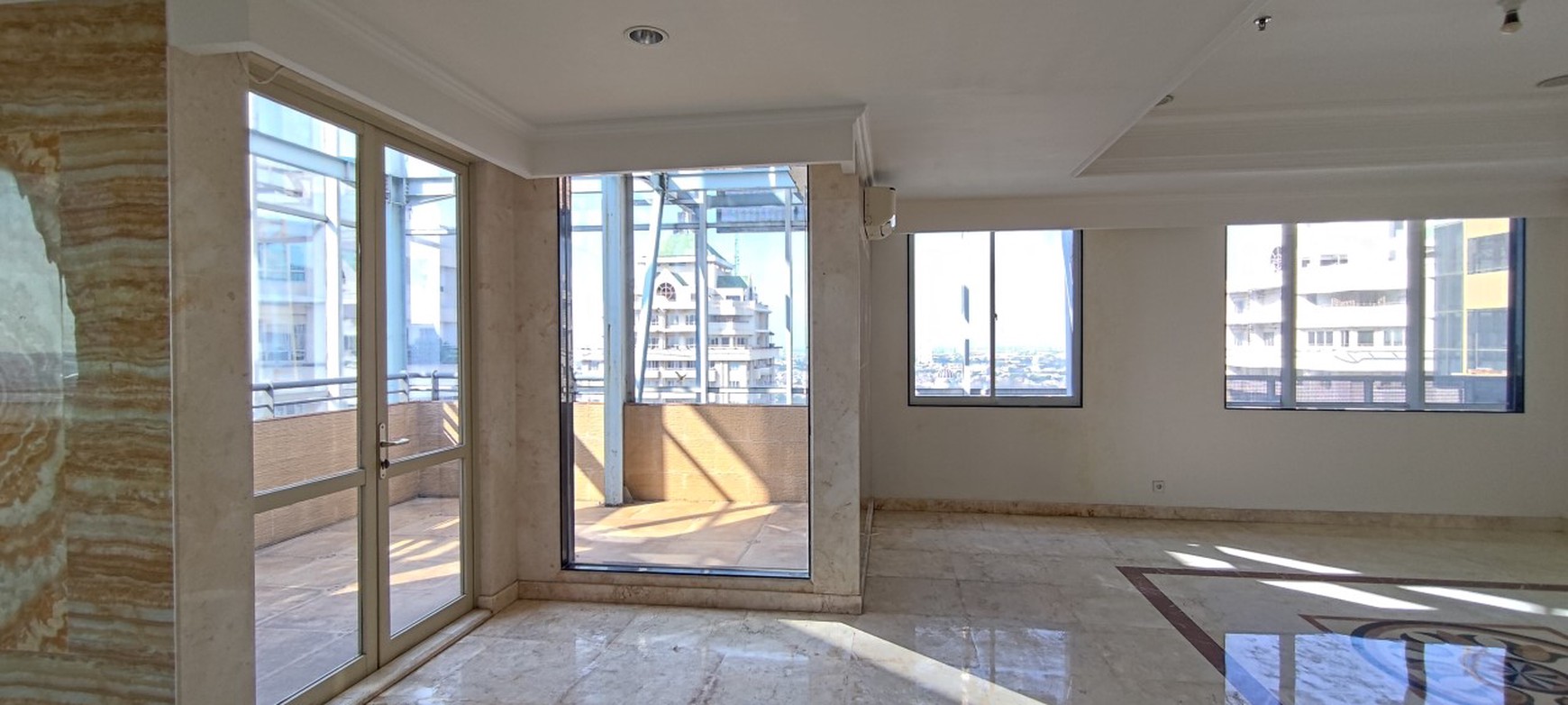 Apartemen The Park Penthouse, Kelapa Gading, Jakarta Utara